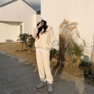 Ribbed Zipped Kangaroo Hoodie