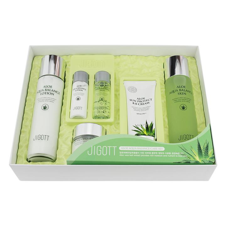 Jigott - Aloe Aqua Balance Skin Care Set 4: Toner 150ml + Toner 30ml + Lotion 150ml + Lotion 30ml + Bb Cream 50ml + Cream 50ml 6 Pcs