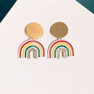 Metal Disc Rainbow Dangle Earring