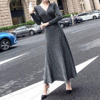 Deep V-neck Maxi A-line Knit Dress