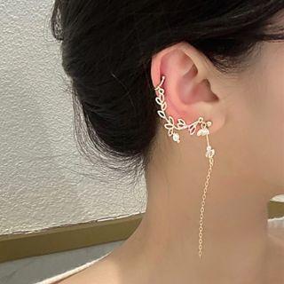 Asymmetrical Floral Stud Earring 1 Pair - Champagne - One Size