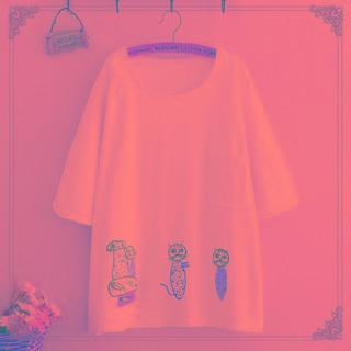 Pocket-front Short-sleeve Cat Embroidered Top