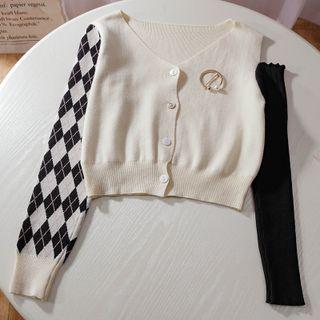 Cold-shoulder Argyle Panel Cropped Cardigan White - One Size
