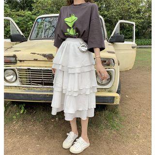 Printed Short-sleeve T-shirt / Midi Tiered Skirt