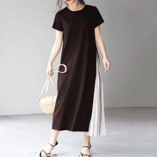 Short-sleeve Accordion Pleat Panel Midi A-line Dress Black - One Size
