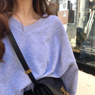 Plain V-neck Loose-fit Pullover