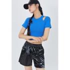 Cutout-shoulder Cropped T-shirt