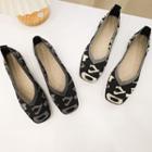 Square-toe Printed Knit Flats