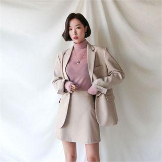 Multi-pocket Two-button Blazer