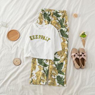 Set: Letter Print Cropped T-shirt + Leaf Print Wide-leg Pants