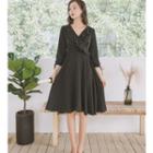 Polka Dot V-neck 3/4 Sleeve Midi Dress