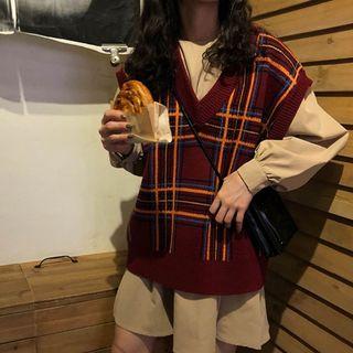 Long-sleeve Mini Dress / Plaid Knit Vest
