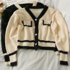 Contrasted Button-up Cropped Sweater