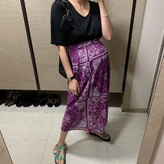 Band-waist Long Paisley Skirt