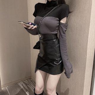 Color-block Off-shoulder Long-sleeve T-shirt / Color-block Off-shoulder Dress