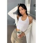 Plain Halter U-neck Crop Top