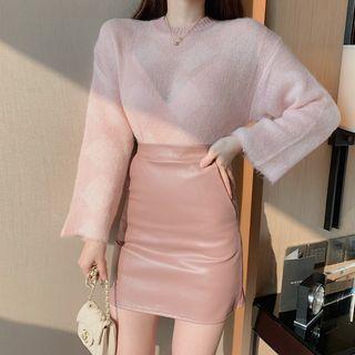 Plain Sweater / A-line Faux Leather Skirt