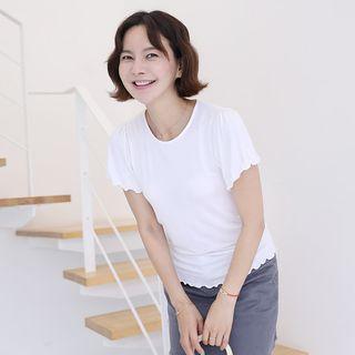 Flutter-sleeve Scallop-trim Top