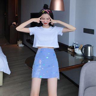 Plain Short-sleeve T-shirt / Sequined A-line Skirt