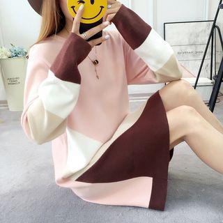 Color Panel Long-sleeve Knitted Dress