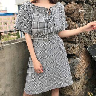 Short-sleeve Off Shoulder Plaid A-line Dress