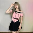 Short-sleeve Off-shoulder Contrast Trim Crop Top