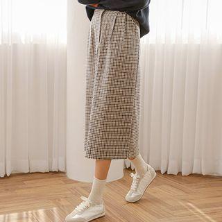 Pocket-side Long Plaid Skirt