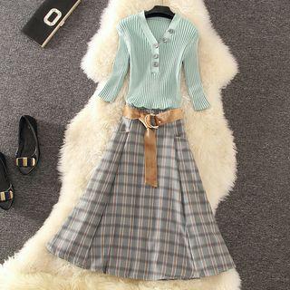 Set: Elbow-sleeve V-neck Knit Top + Plaid A-line Skirt