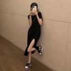 Short-sleeve Round-neck Split Dress