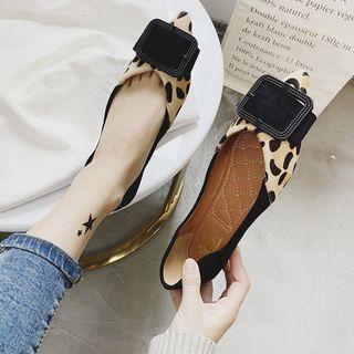 Pointy-toe Leopard Print Flats