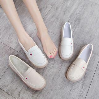 Heart-detailed Loafers