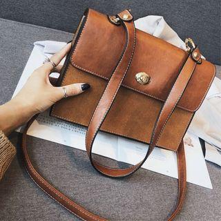 Retro Faux Leather Twist Lock Crossbody Bag