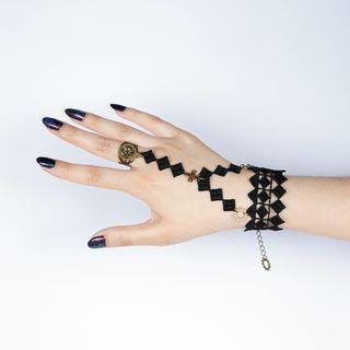Gear Lace Ring Bracelet
