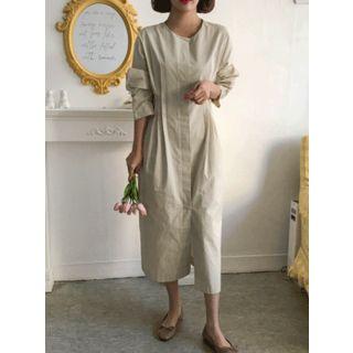 Round-neck Pintuck Maxi Dress