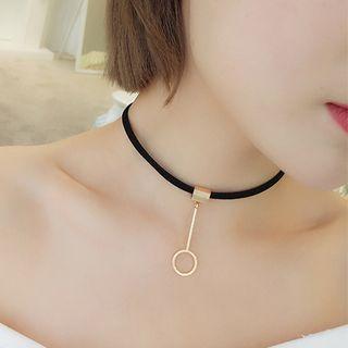 Ring Pendant Choker