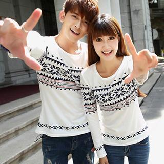Couple Long-sleeve Nordic-pattern T-shirt