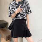 Zebra Print Short-sleeve T-shirt / Mini A-line Skirt
