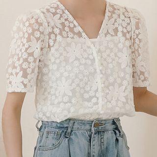 Short-sleeve Floral V-neck Blouse