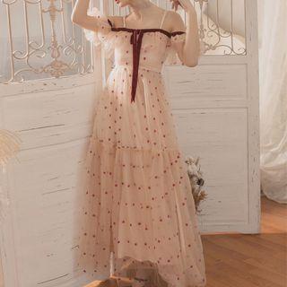 Off-shoulder Star Embroidered Maxi Dress