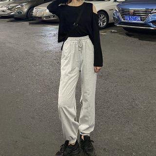 Cold-shoulder Long-sleeve T-shirt / Jogger Pants