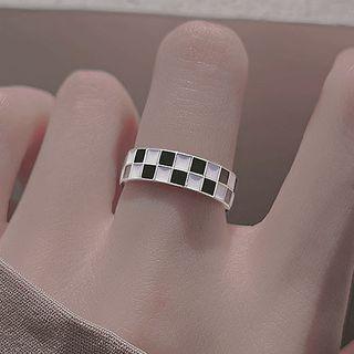Checkerboard Ring Black & White - One Size