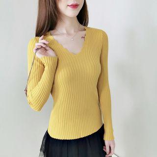 Scallop Edge Ribbed Knit Top