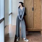 V-neck Long-sleeve T-shirt / Cropped Wide-leg Pants