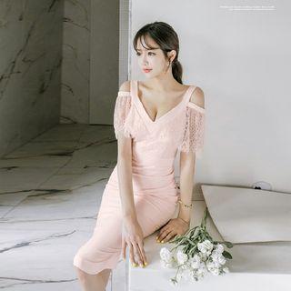 Cut Out Shoulder Lace Trim Short Sleeve Midi Dress