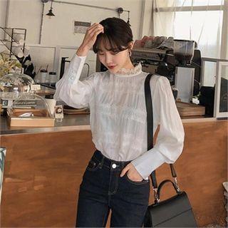 Wide-cuff Lace Tiered Blouse