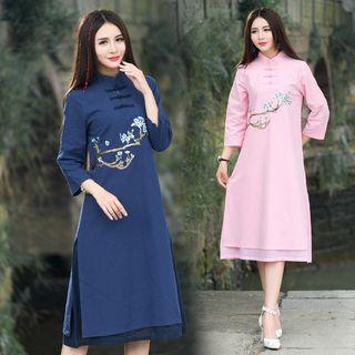Embroidered Stand-collar Dress