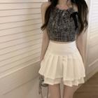 Short-sleeve Crisscross Print Crop T-shirt / Short-sleeve Shirt / Pleated A-line Skirt