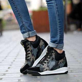 Camouflage Hidden Wedge Fleece-lined Sneakers