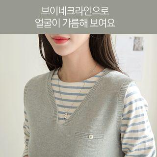 V-neck Slit-side Wool Blend Knit Vest