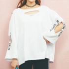 Lettering Applique Ripped Pullover